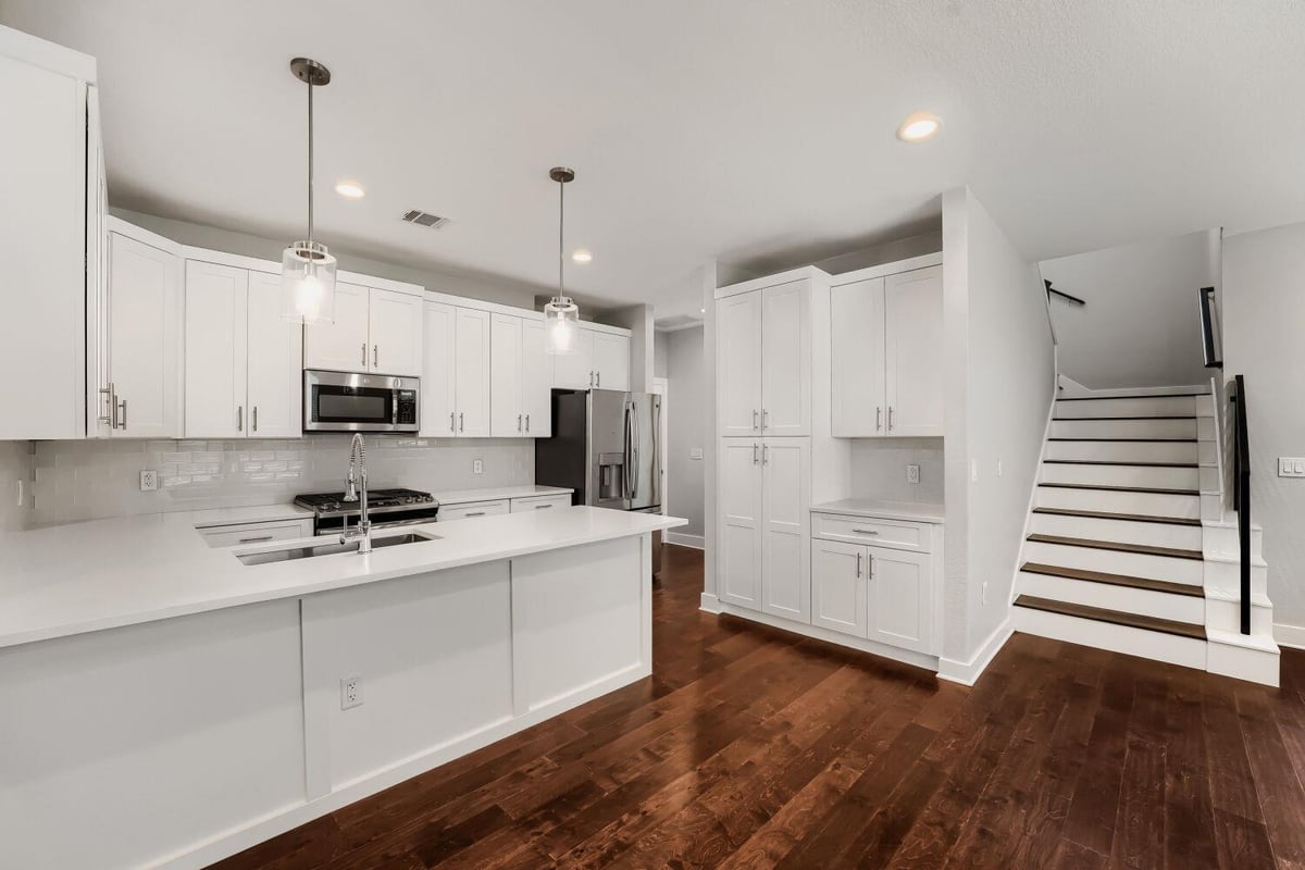 View 1126 Lott Ave Unit #B in Green Vly 1 1126 Lott Ave Unit #B - front exterior - Luxury home in Green Vly 1, Austin, TX