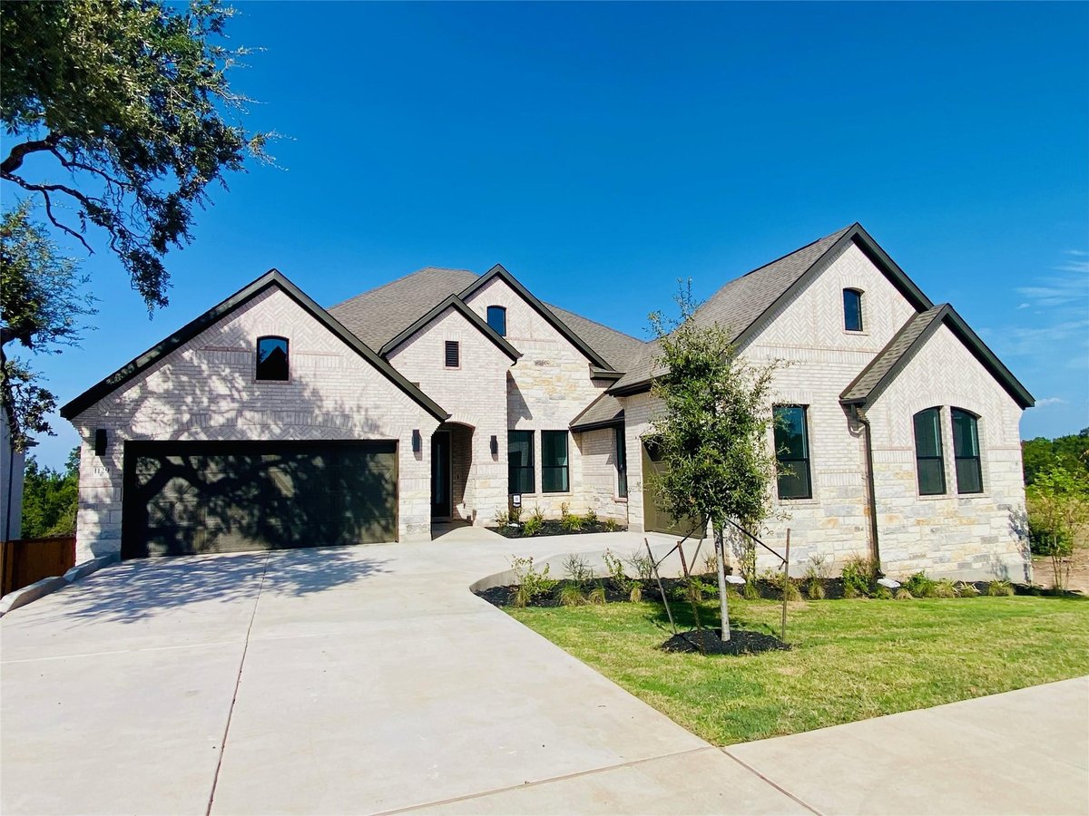 View 1129 Twisted Tarpley LN in Parkside on the River 1129 Twisted Tarpley LN - property photo 1 - Luxury home in Parkside on the River, Georgetown, TX