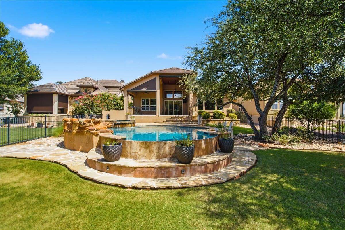 View 113 Blue Heron LN in Cimarron Hills Ph 3 Sec 2 113 Blue Heron LN - property photo 1 - Luxury home in Cimarron Hills Ph 3 Sec 2, Georgetown, TX