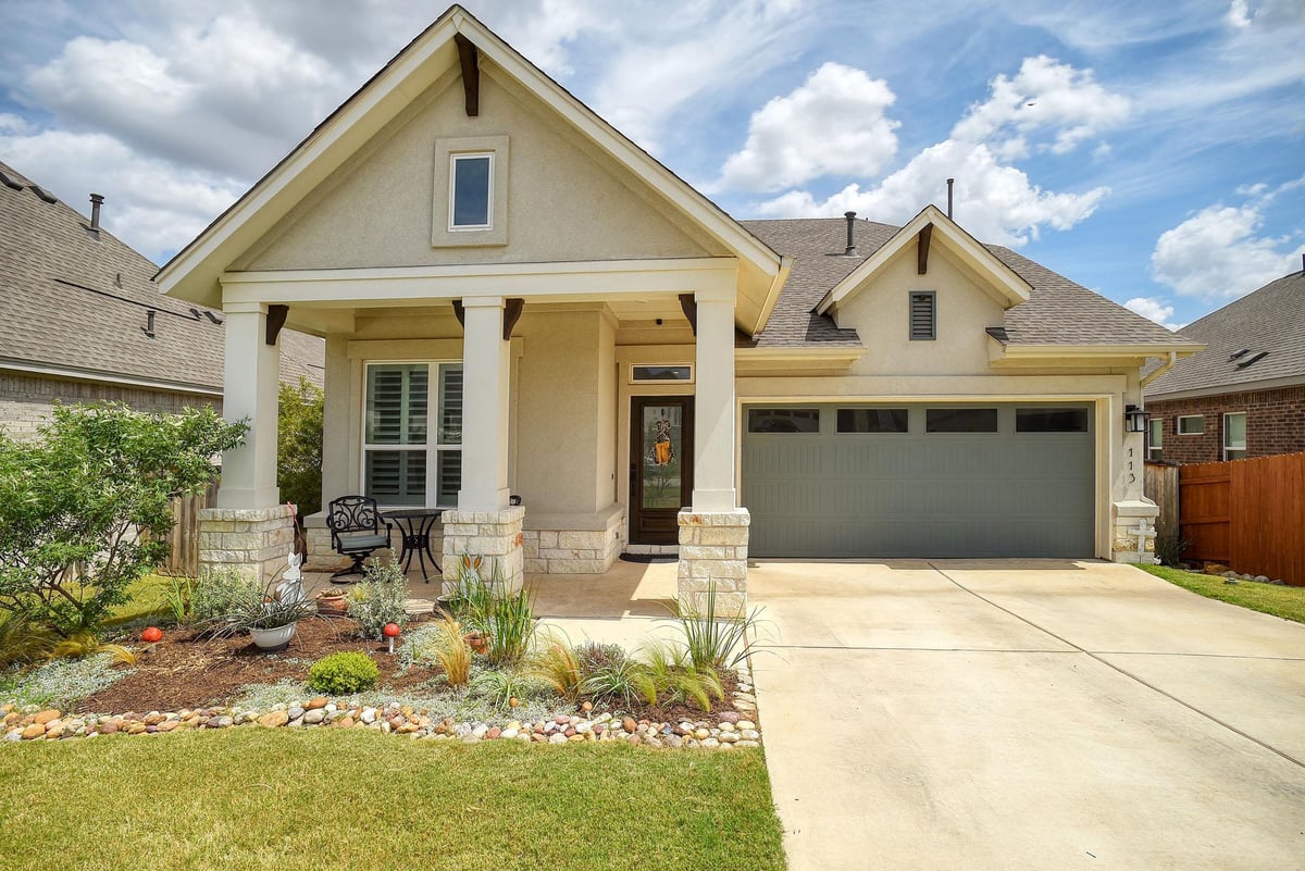 Kitchen at 113 Cibolo Creek Loop - 3 bed 2 bath home