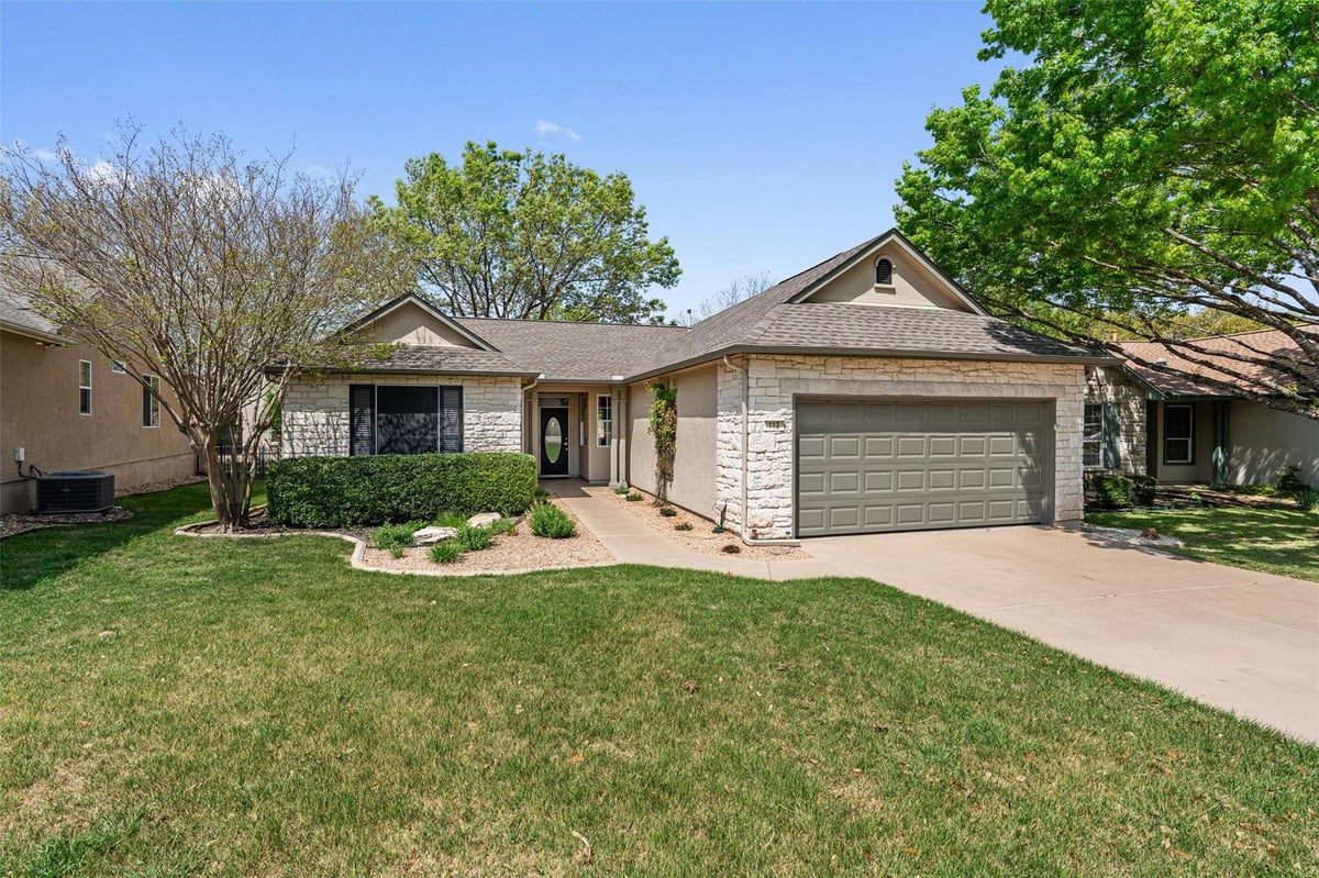 113 Coreopsis Way - front exterior - Luxury home in Sun City, Georgetown, TX
