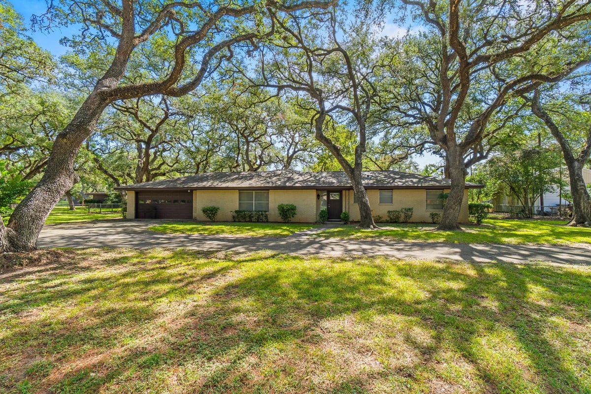 View 113 Krupka ST in Columbus 113 Krupka ST, photo 1 of 35, Columbus, Columbus, TX
