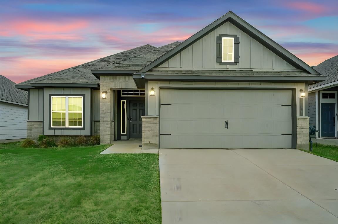 View 113 Lazy Lizzy Rd in Eastern Wells Ph I 113 Lazy Lizzy Rd - front exterior - Luxury home in Eastern Wells Ph I, Jarrell, TX