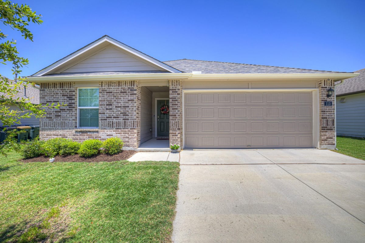 View 113 Moonrise DR in Cottonwood Creek Ph 3 Unit 4 113 Moonrise DR - front exterior - Luxury home in Cottonwood Creek Ph 3 Unit 4, San Marcos, TX