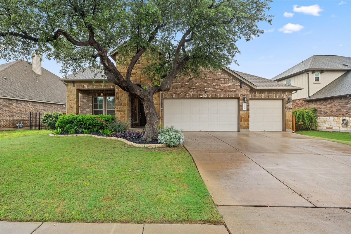 View 113 Orange Mimosa LN in Larkspur 113 Orange Mimosa LN - front exterior - Luxury home in Larkspur, Leander, TX