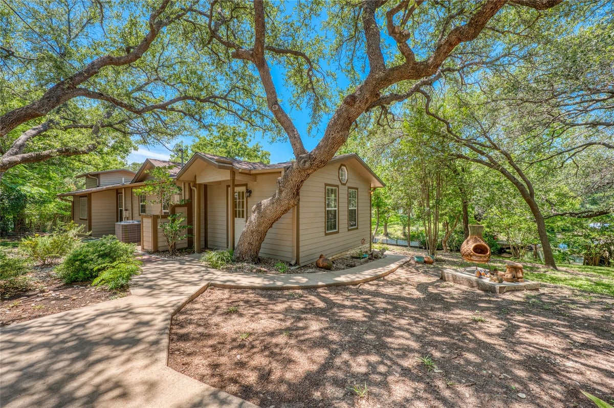 View 113 Red Bird DR in J G Pfeuffer ABST #594 113 Red Bird DR - front exterior - Luxury home in J G Pfeuffer ABST #594, Kingsland, TX