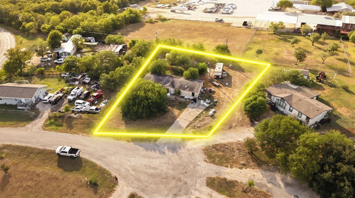 View 113 Red Head CV in Brookhollow Club Estates #1 113 Red Head CV - property photo 1 - Luxury lot in Brookhollow Club Estates #1, San Marcos, TX