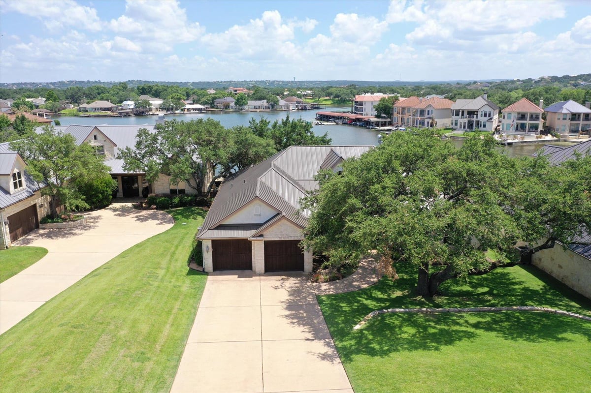 113 Wennmohs PL - property photo 1 - Luxury home in Horseshoe Bay West, Horseshoe Bay, TX