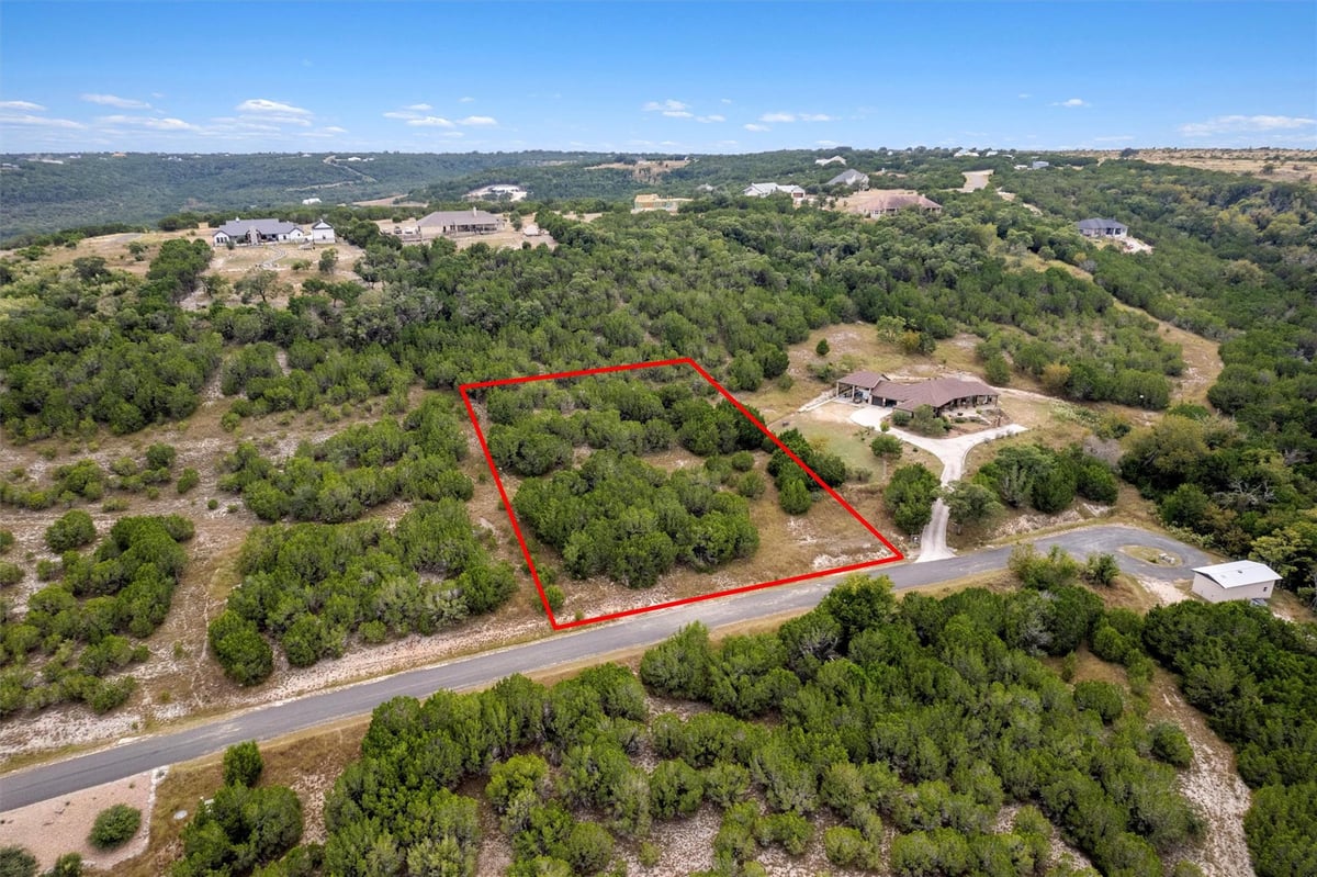 View 113 Woodhollow Dr in Whitewater Spgs 113 Woodhollow Dr - front exterior - Luxury lot in Whitewater Spgs, Bertram, TX