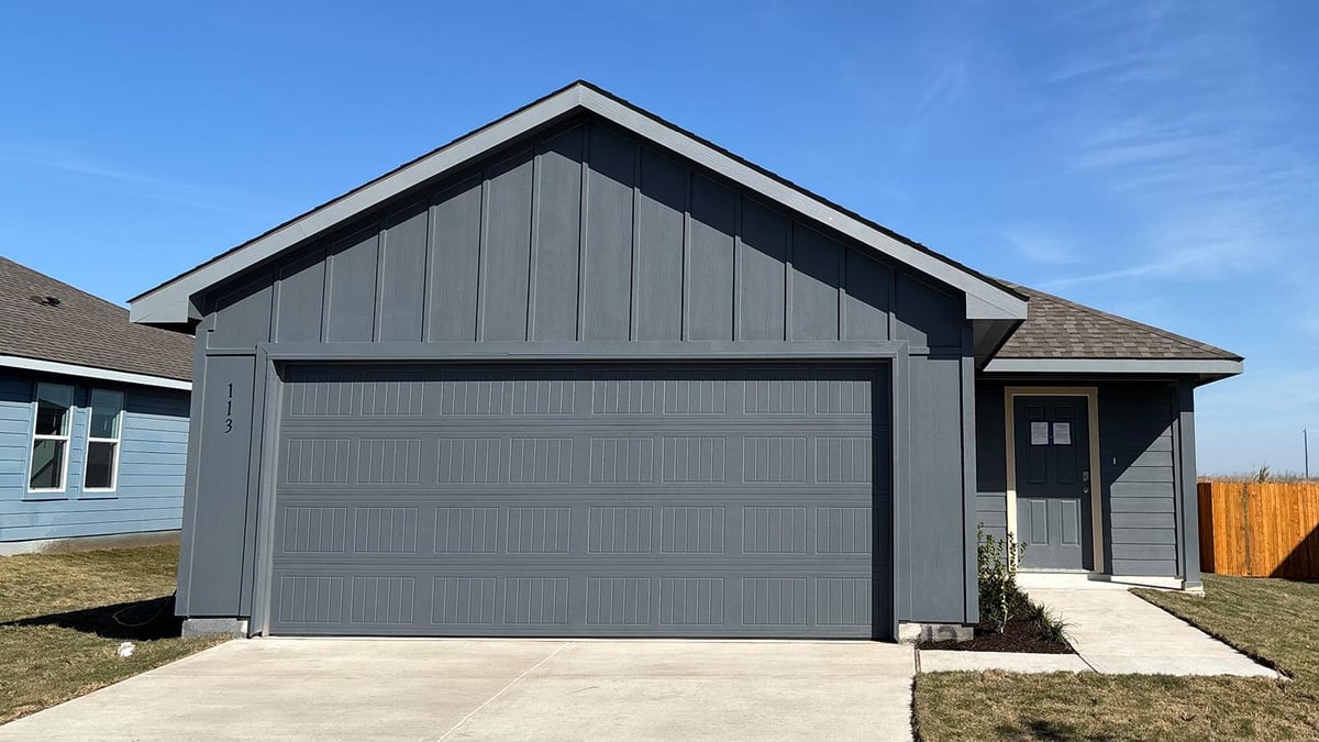 View 113 Wyatt Way in Schwertner Ranch 113 Wyatt Way - property photo 1 - Luxury home in Schwertner Ranch, Jarrell, TX