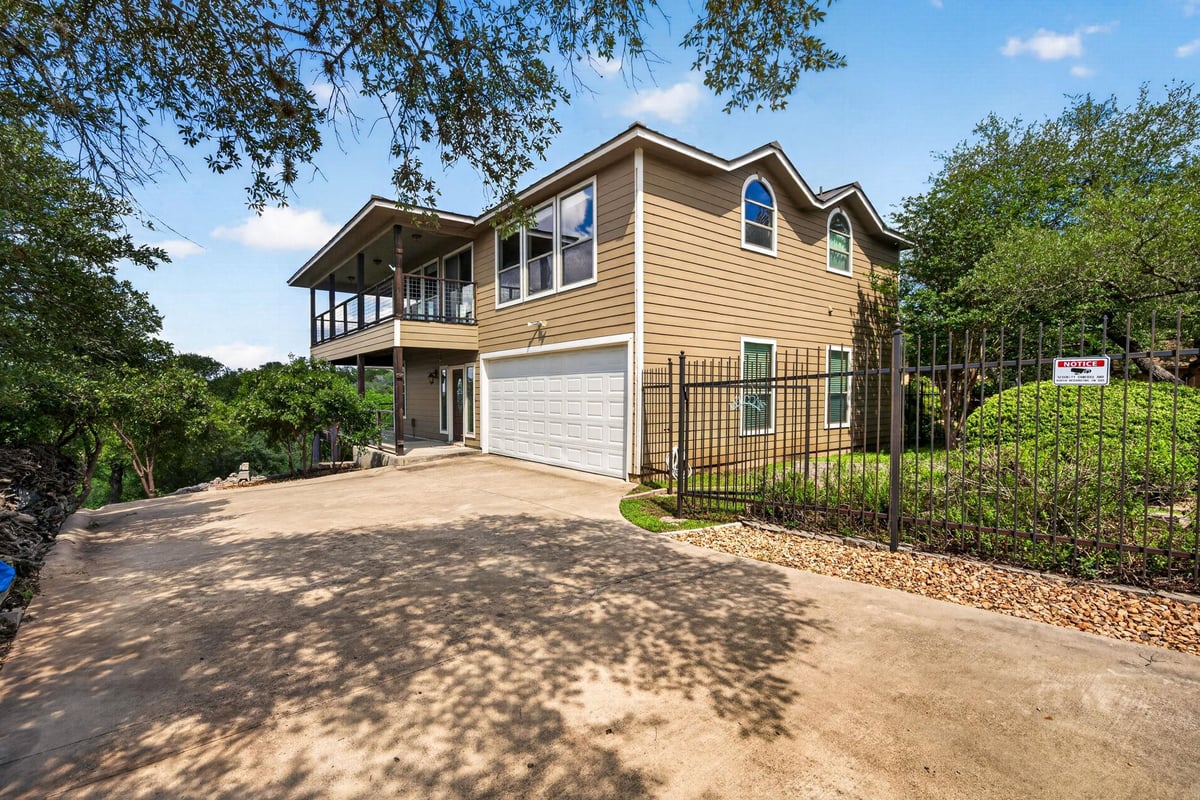 View 1130 Canyon Springs Dr in Canyon Spgs Resort 4 1130 Canyon Springs Dr - front exterior - Luxury home in Canyon Spgs Resort 4, Canyon Lake, TX