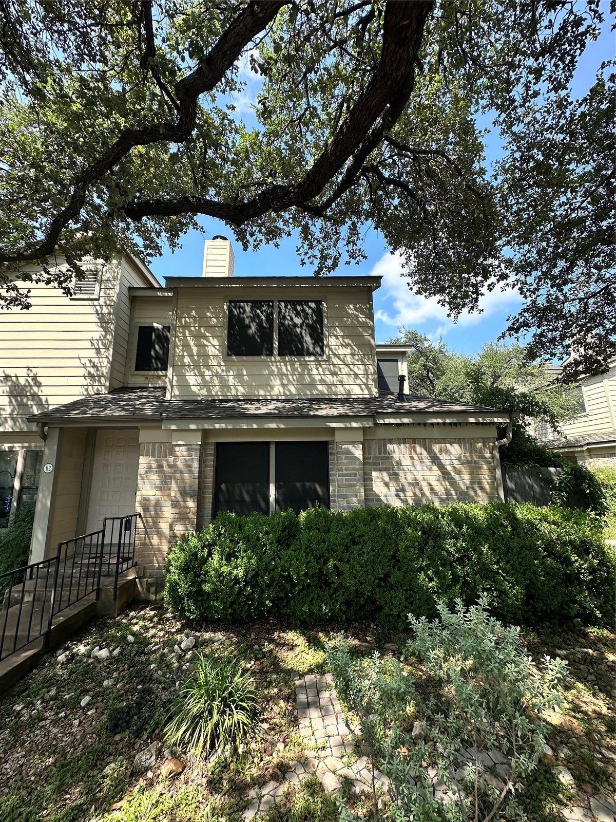 View 11301 Jollyville RD Unit #B2 in Great Hills 11301 Jollyville RD Unit #B2 - property photo 1 - Luxury home in Great Hills, Austin, TX