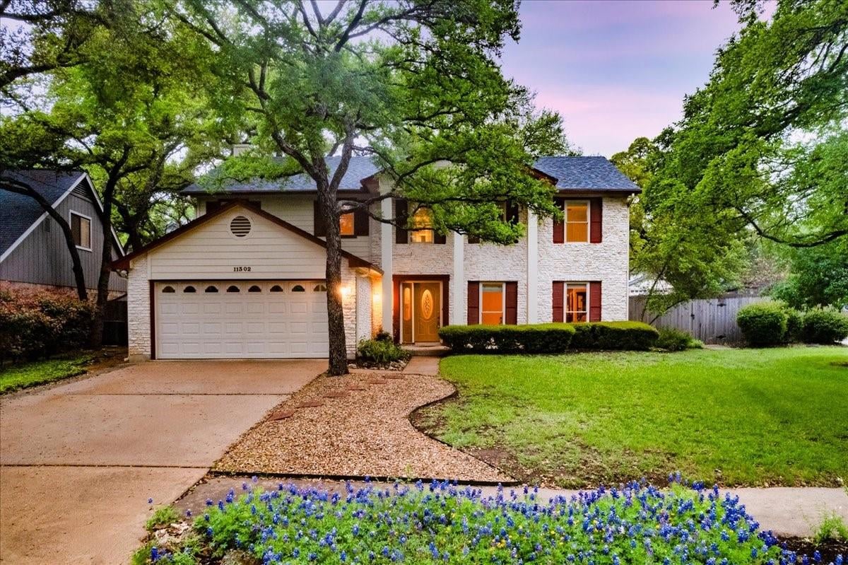 View 11302 Calle Verde Dr in Balcones Woods Sec 06-A 11302 Calle Verde Dr - front exterior - Luxury home in Balcones Woods Sec 06-A, Austin, TX