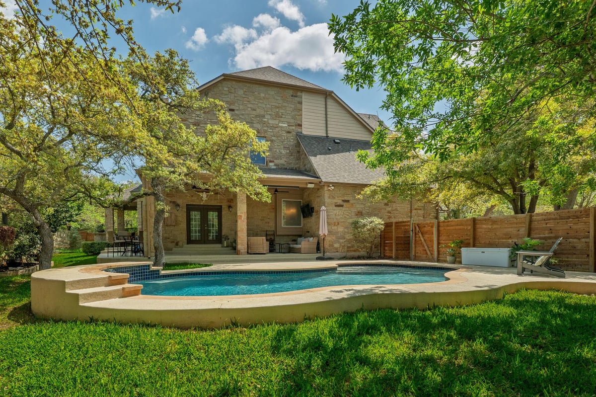 View 11305 Viridian WAY in Hielscher Sec 15 11305 Viridian WAY - property photo 1 - Luxury home in Hielscher Sec 15, Austin, TX
