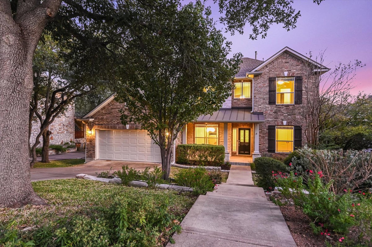 View 11317 Georgian Oaks Dr in Circle C Ranch 11317 Georgian Oaks Dr - front exterior - Luxury home in Circle C Ranch, Austin, TX