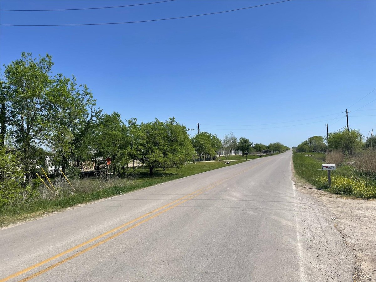 Primary bedroom at 11319 Doyle Overton Rd - Del Valle, TX