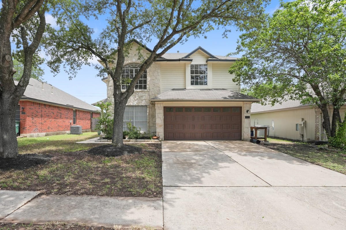 View 1132 Brecon LN in Parkwood Sec 03 1132 Brecon LN - front exterior - Luxury home in Parkwood Sec 03, Austin, TX