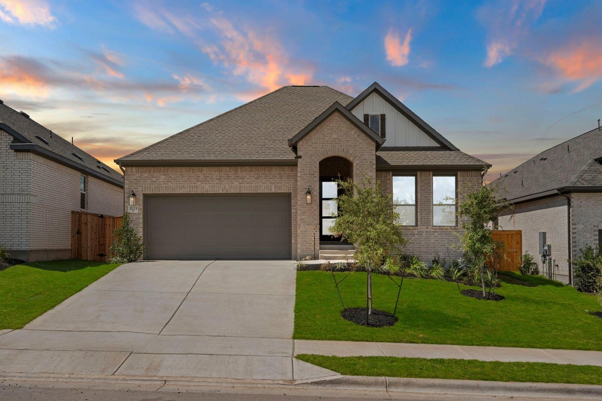 View 1133 Pansy TRL in Parkside on the River 1133 Pansy TRL - property photo 1 - Luxury home in Parkside on the River, Georgetown, TX