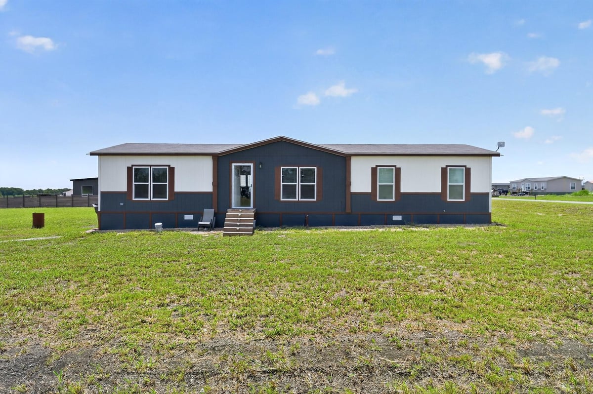 View 1134 Switchgrass RD in Prairieland 1134 Switchgrass RD - property photo 1 - Luxury home in Prairieland, Salado, TX