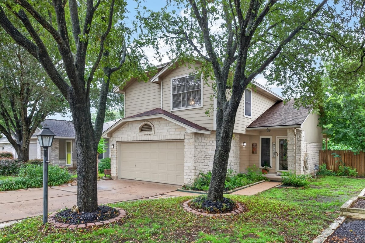 View 11342 Canterbury Tales LN in Canterbury Trails Sec 04 11342 Canterbury Tales LN - property photo 1 - Luxury home in Canterbury Trails Sec 04, Austin, TX