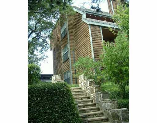 View 1135 Barton Hills Dr Unit #149 in Barton Hills 1135 Barton Hills Dr Unit #149 - property photo 1 - Luxury home in Barton Hills, Austin, TX