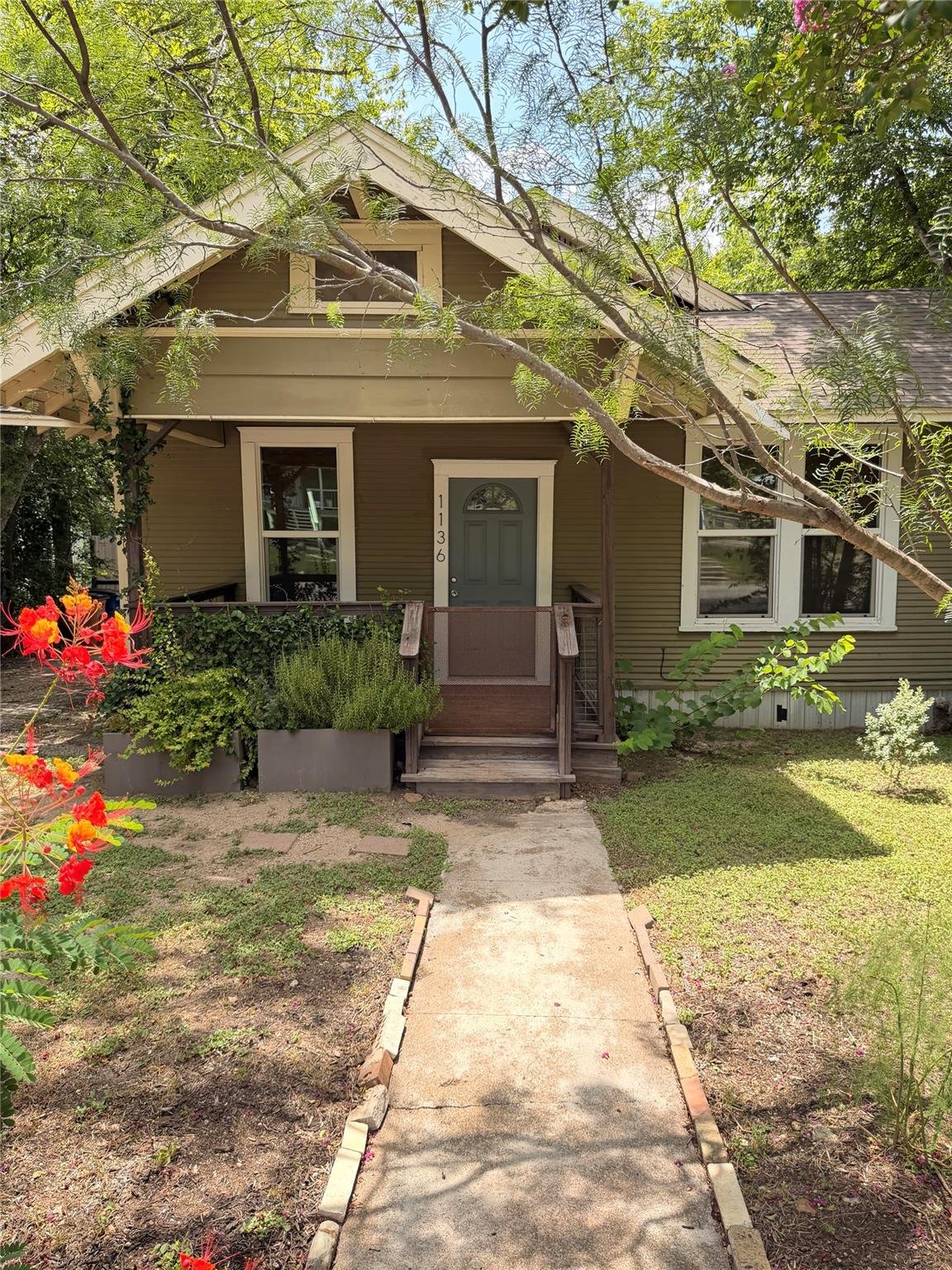 1136 Eleanor ST - front exterior - Luxury home in Green Valley 01, Austin, TX