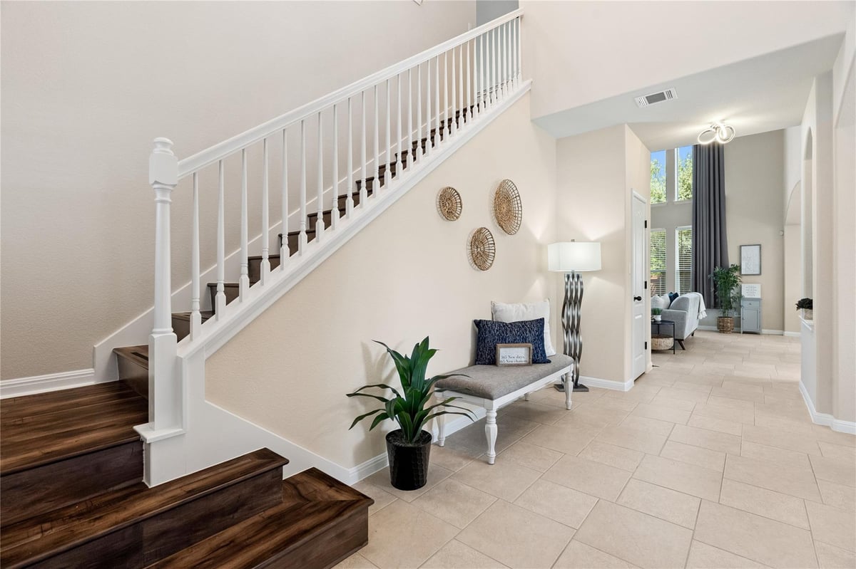 Living area at 114 Briarpatch Ct - 4 bed 3 bath home