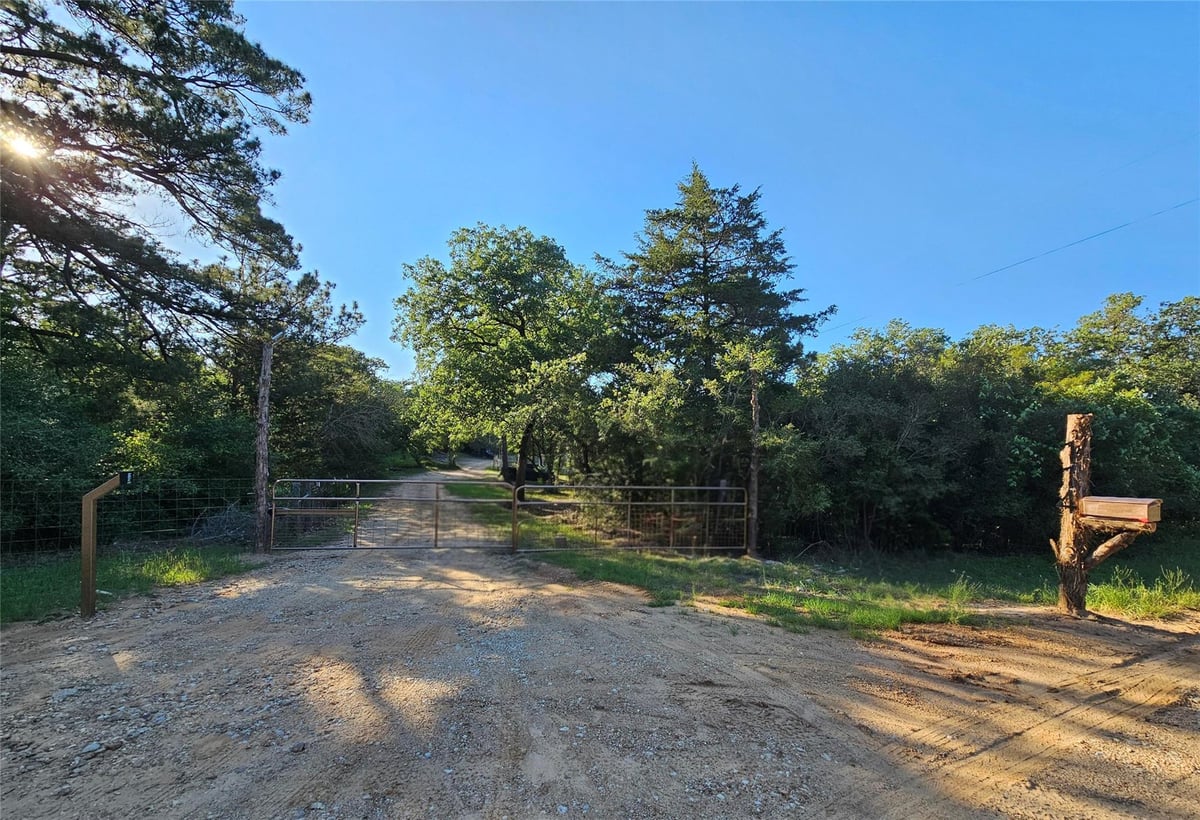 View 114 Fealy Rd in McElwreath Properties 114 Fealy Rd - front exterior - Luxury home in McElwreath Properties, Red Rock, TX