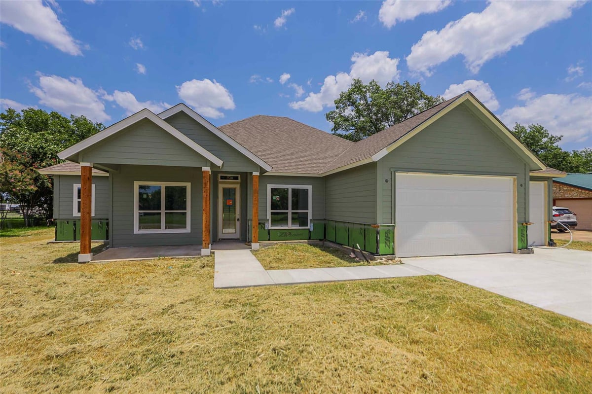 View 114 Wren ST in (CHI) HIGHLAND HAVEN CITY 114 Wren ST - front exterior - Luxury home in (CHI) HIGHLAND HAVEN CITY, Highland Haven, TX