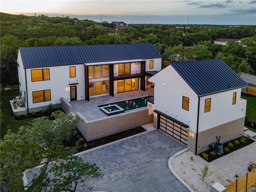 View 11402-3 Rim Rock Trl in Gelfer Sub 11402-3 Rim Rock Trl - front exterior - Luxury home in Gelfer Sub, Austin, TX