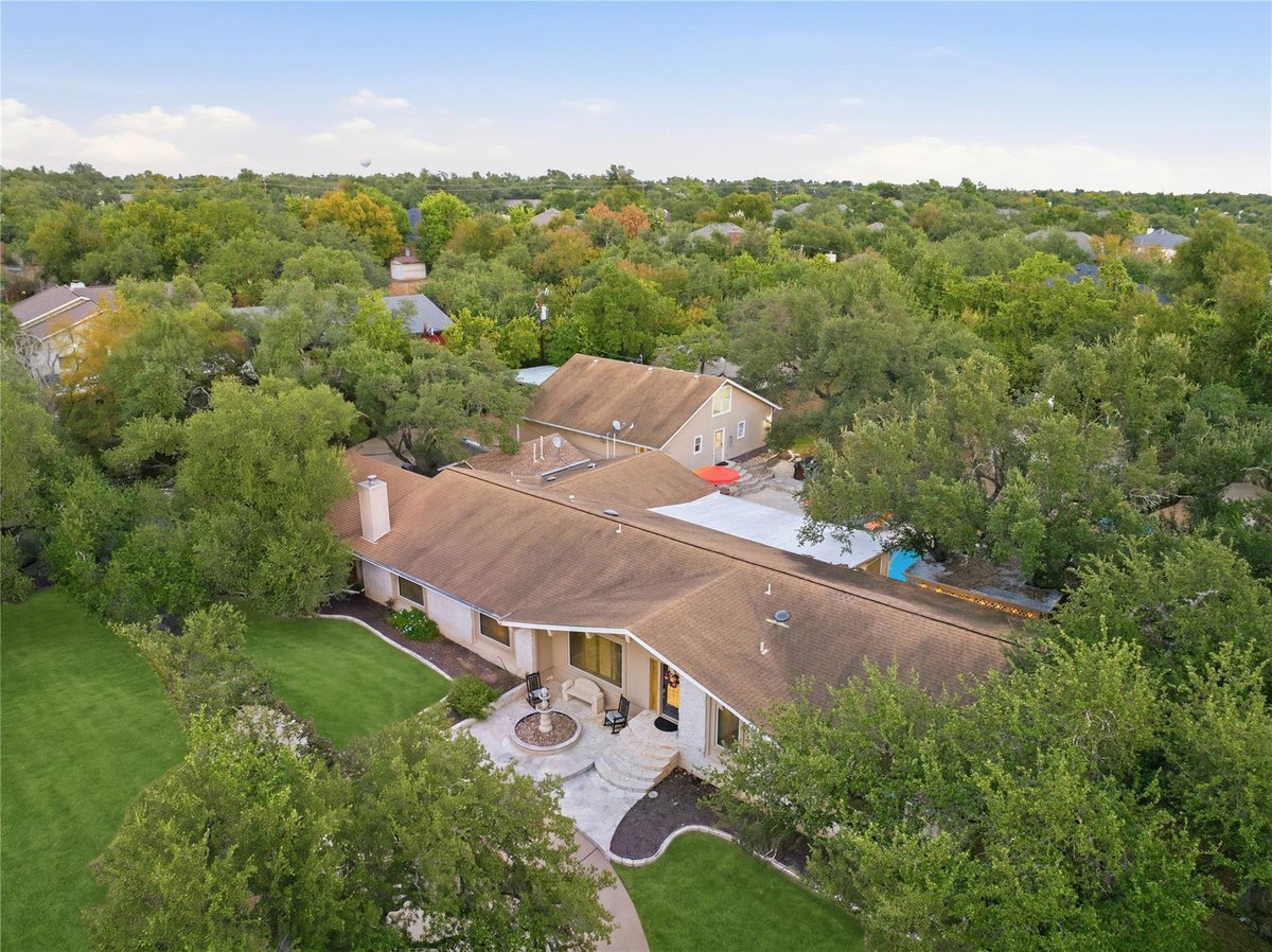 View 11405 Antler LN in Austin 11405 Antler LN, photo 1 of 40, Austin, Austin, TX