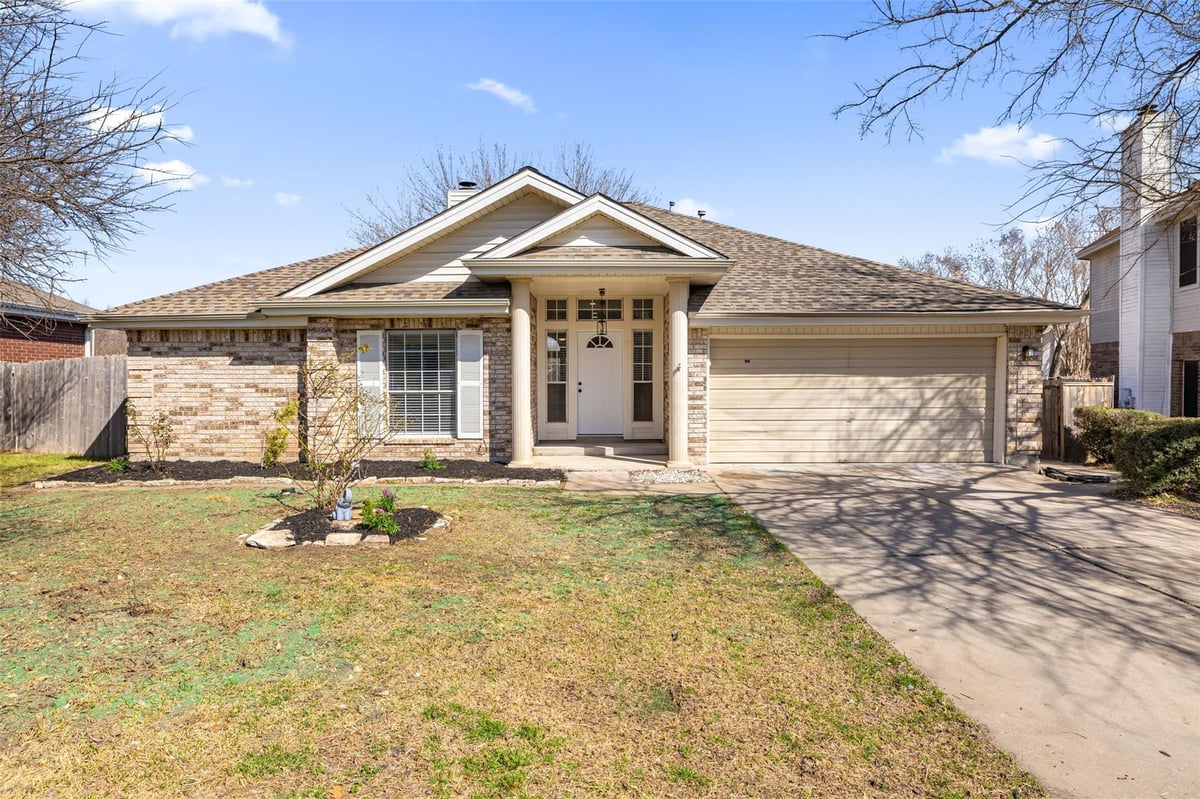 View 11405 Birchover LN in Harris Branch Ph 01-A Sec 03 11405 Birchover LN - front exterior - Luxury home in Harris Branch Ph 01-A Sec 03, Austin, TX