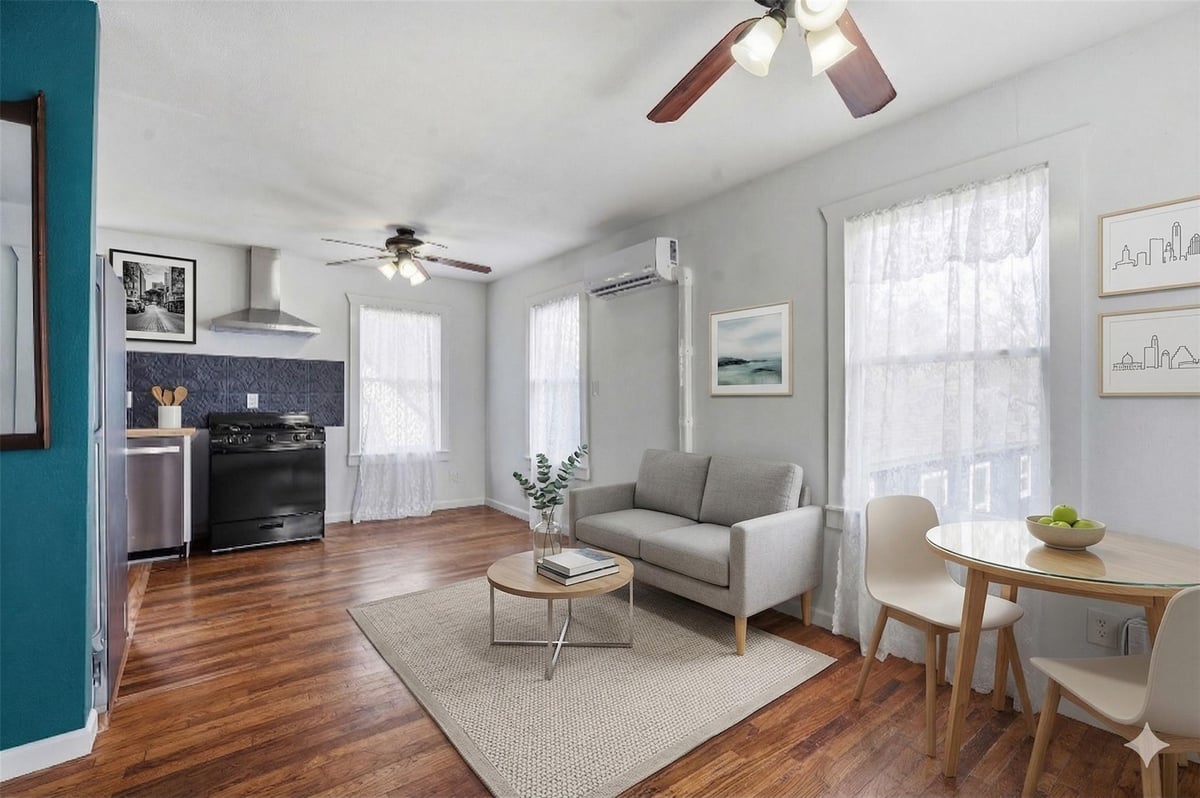 View 1148 Gunter ST Unit #B in Division A 1148 Gunter ST Unit #B - property photo 1 - Luxury home in Division A, Austin, TX
