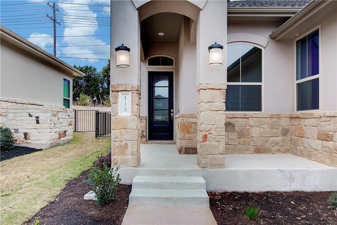 View 115 Cartwheel Bnd in Rough Hollow 115 Cartwheel Bnd - front exterior - Luxury home in Rough Hollow, Austin, TX