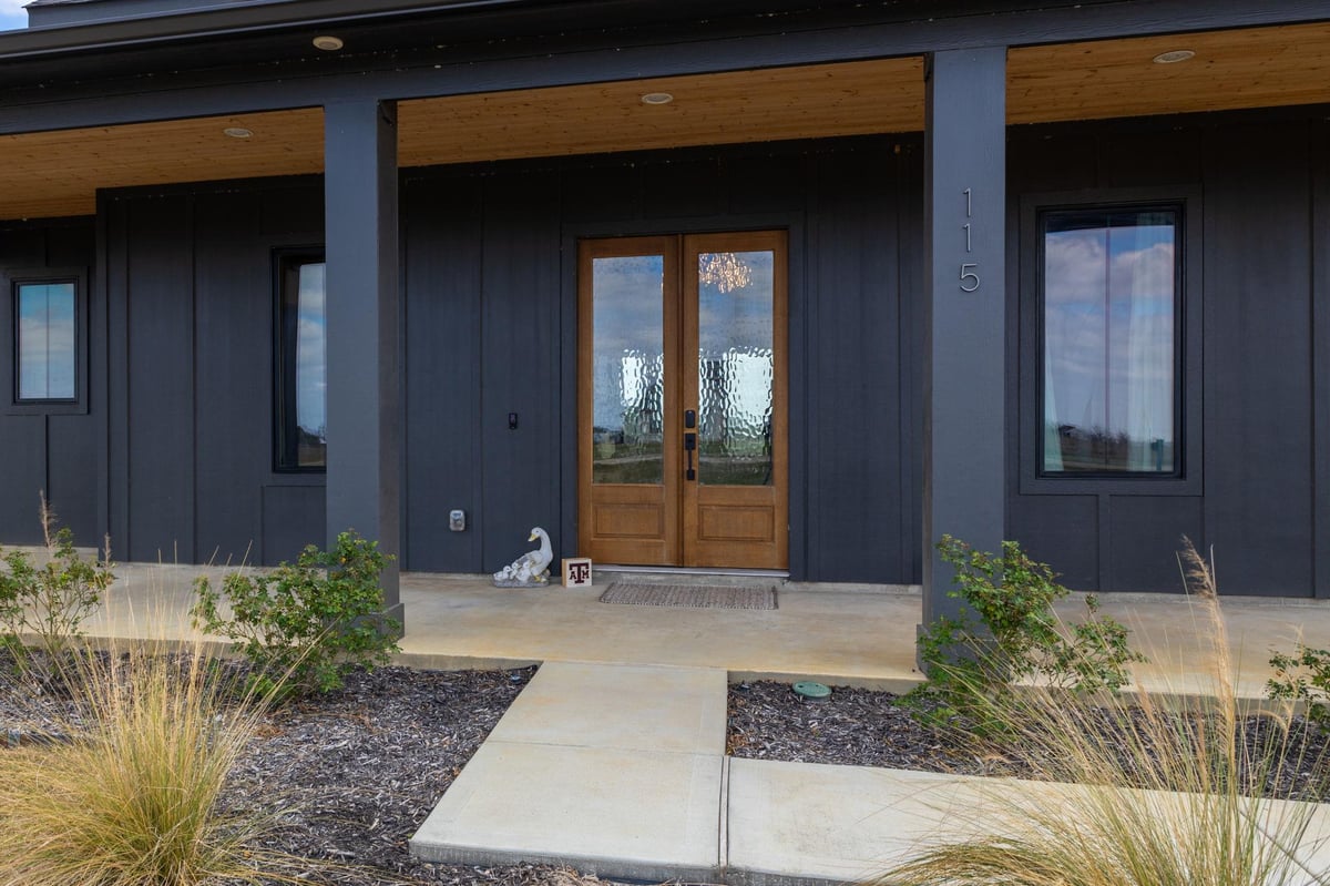 Primary bedroom at 115 Country View Lane - 4 bed 2 bath home