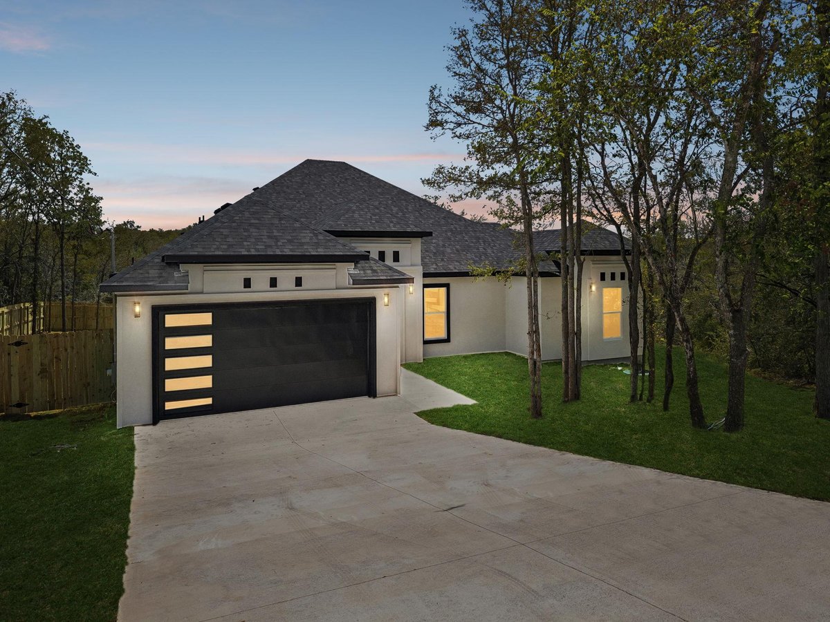 View 115 Diamond Head DR in Tahitian Village, 115 Diamond Head DR - property photo 1 - Luxury home in Tahitian Village,, Bastrop, TX
