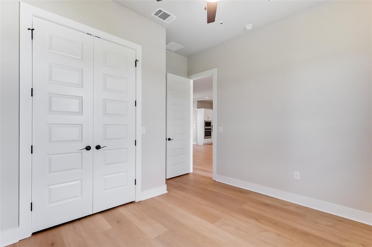 Bathroom at 115 Draper Ln - 4 bed 2 bath home