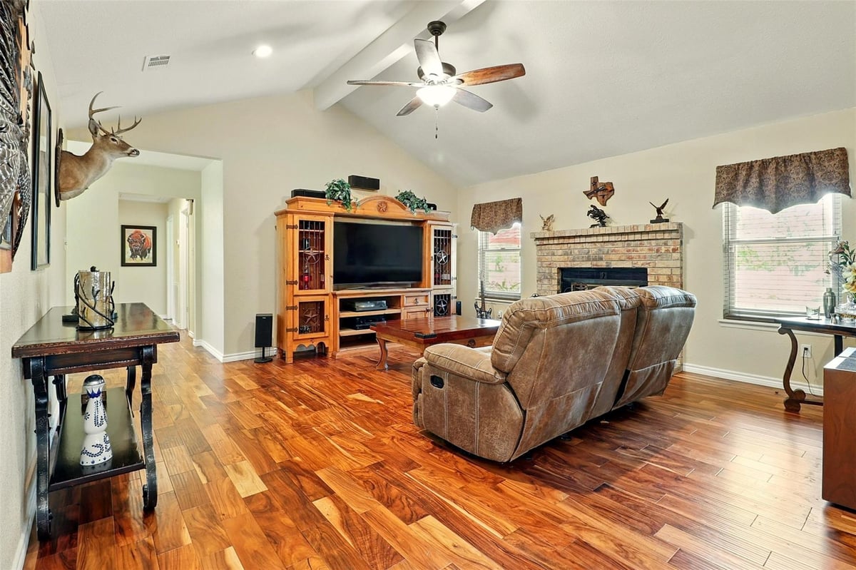 Primary bedroom at 115 Saddlehorn - 3 bed 2 bath home