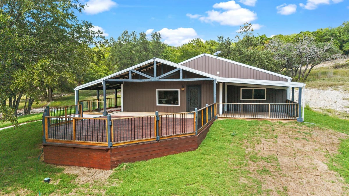 View 115 Spotted Fawn Dr in 5369A - HINES RANCHES UNIT 2 115 Spotted Fawn Dr - property photo 1 - Luxury home in 5369A - HINES RANCHES UNIT 2, Gatesville, TX