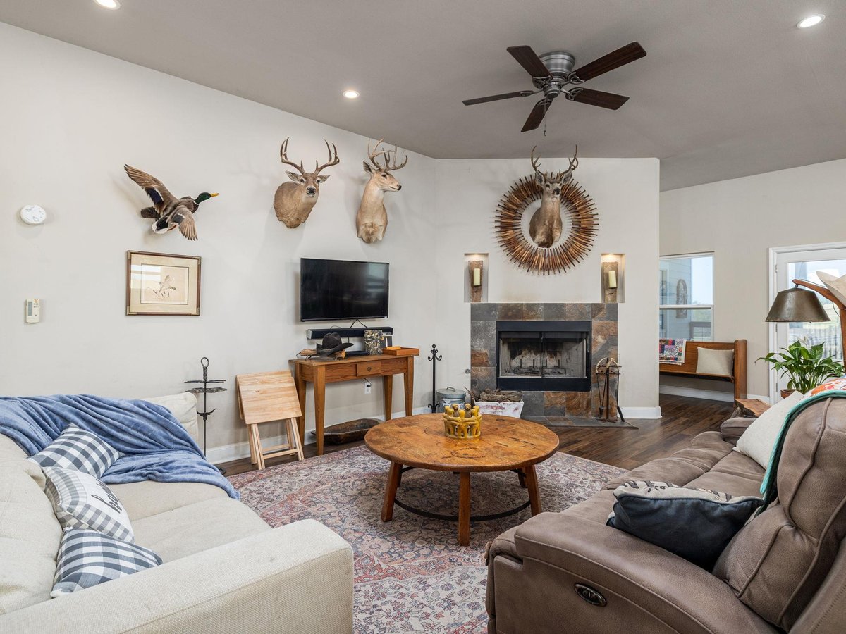 Primary bedroom at 1150 County Road 432 - 2 bed 2 bath home