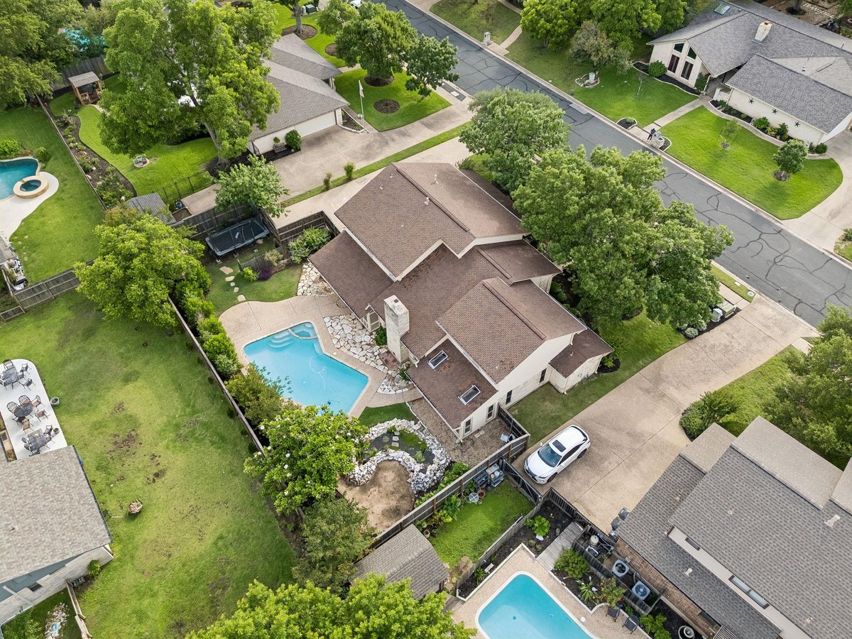 View 11503 Dosshills DR in Spicewood At Balcones Village Sec 9 11503 Dosshills DR - front exterior - Luxury home in Spicewood At Balcones Village Sec 9, Austin, TX