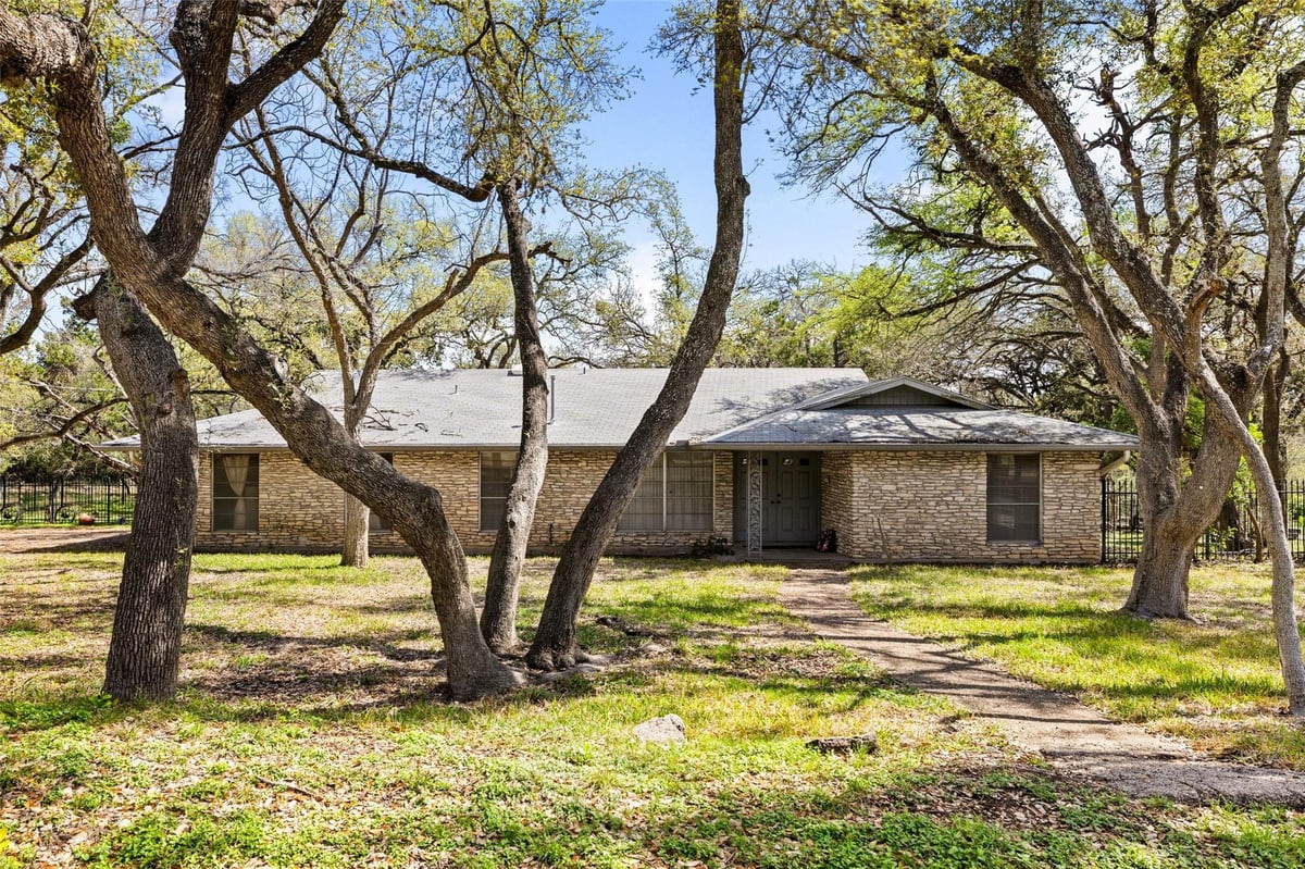 Primary bedroom at 11503 Ladera Vista Dr - Krizov, Austin, TX