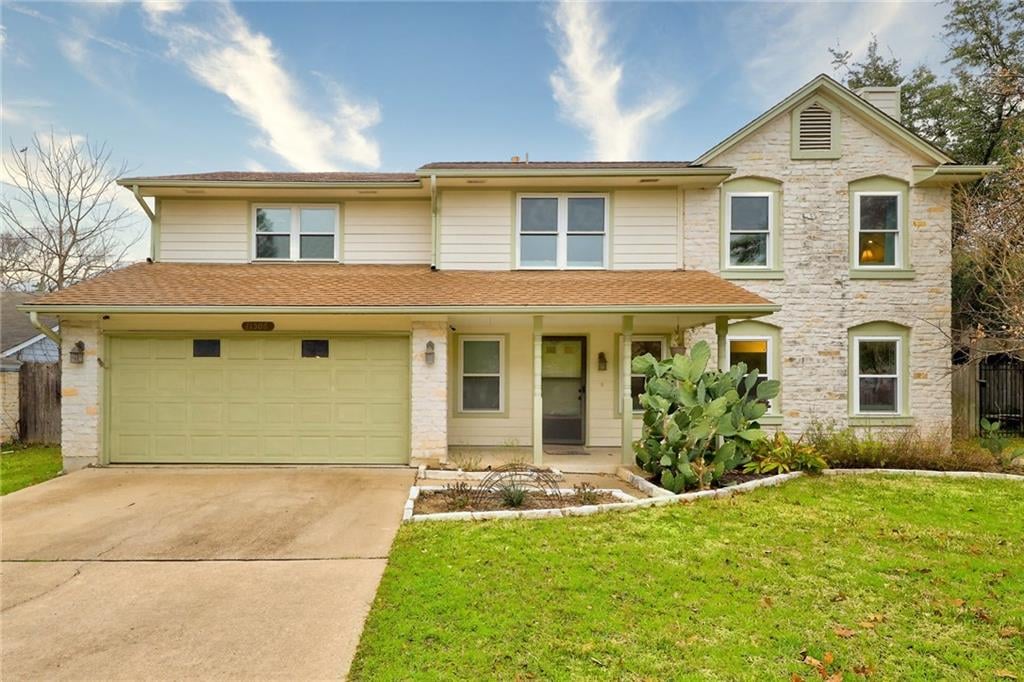 View 11506 Autumn Ridge Dr in Woodcrest-A 11506 Autumn Ridge Dr - front exterior - Luxury home in Woodcrest-A, Austin, TX