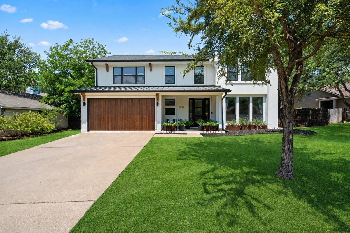 View 11506 Autumn Ridge DR in Woodcrest-A 11506 Autumn Ridge DR - property photo 1 - Luxury home in Woodcrest-A, Austin, TX