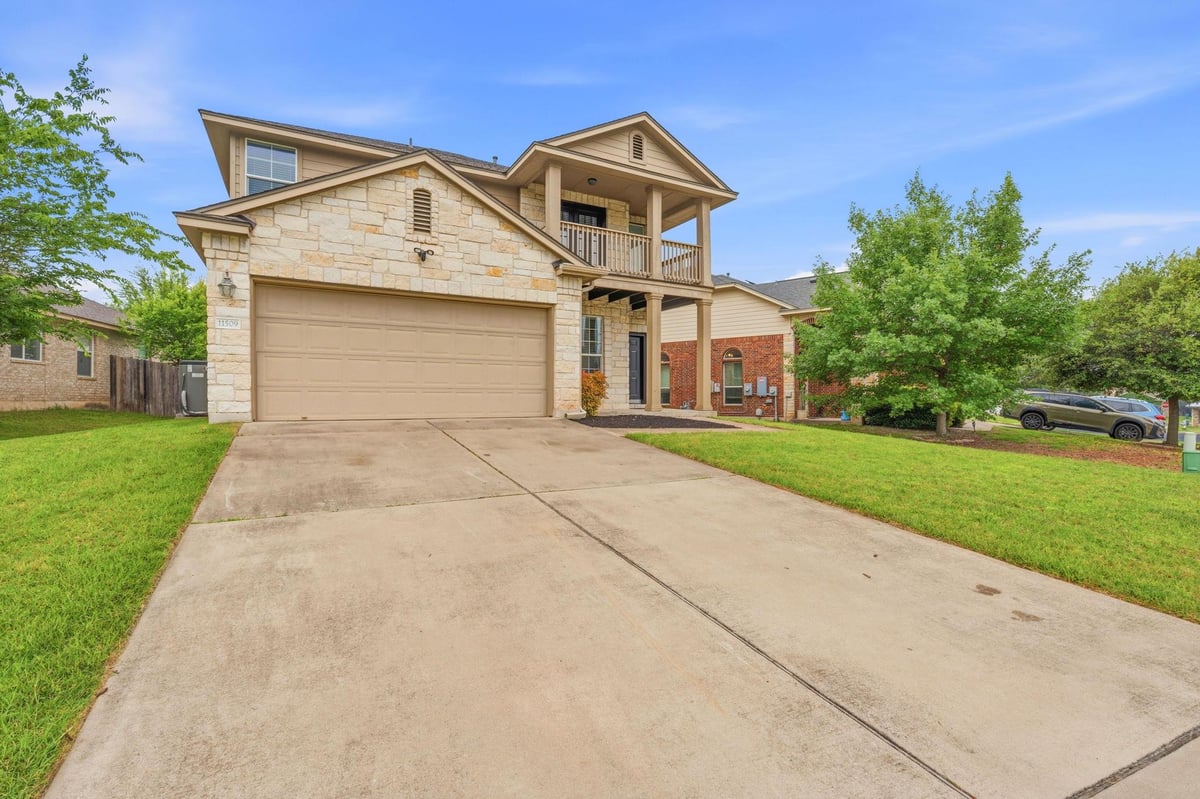 Kitchen at 11509 Timber Heights Dr - 3 bed 2 bath home