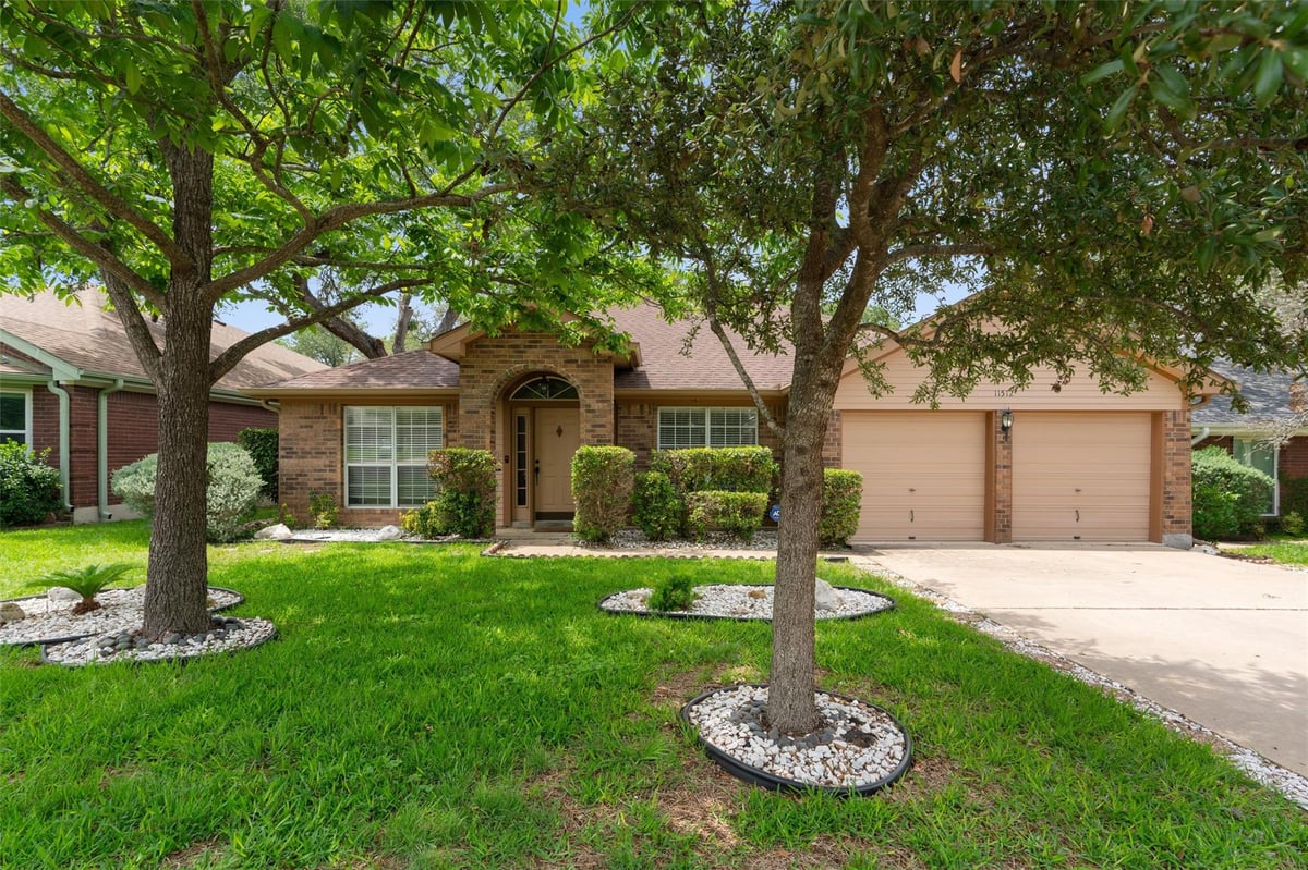 View 11512 Gatling Gun Ln in Shady Hollow Sec 06 Ph D 11512 Gatling Gun Ln - front exterior - Luxury home in Shady Hollow Sec 06 Ph D, Austin, TX