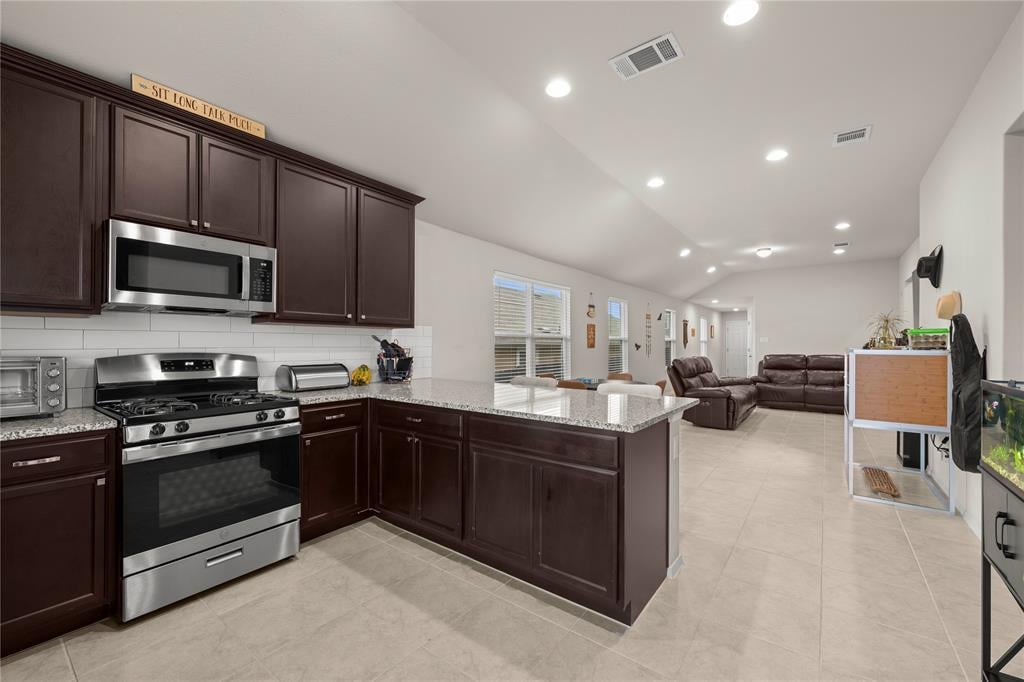 View 11512 Milano DR in Bella Fortuna 11512 Milano DR - property photo 1 - Luxury home in Bella Fortuna, Austin, TX