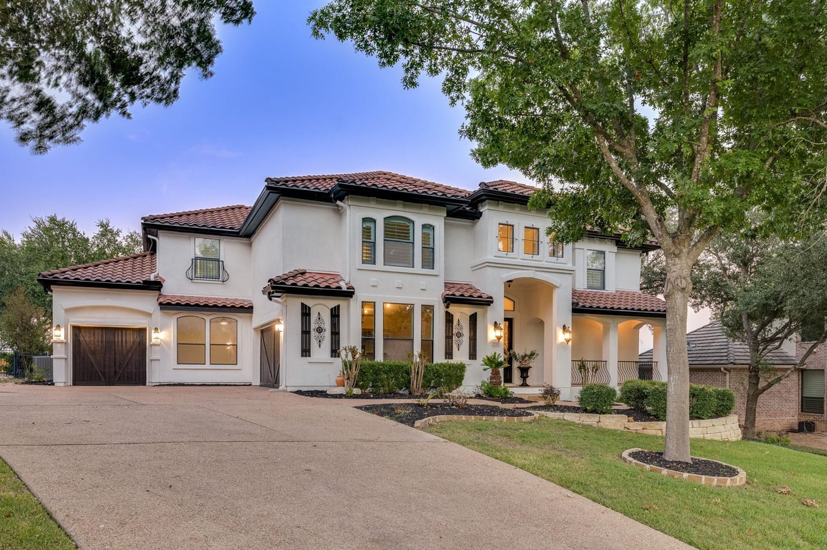 11516 Eagles Glen Dr - front exterior - Luxury home in Steiner Ranch Phs 1 Sec 10b, Austin, TX