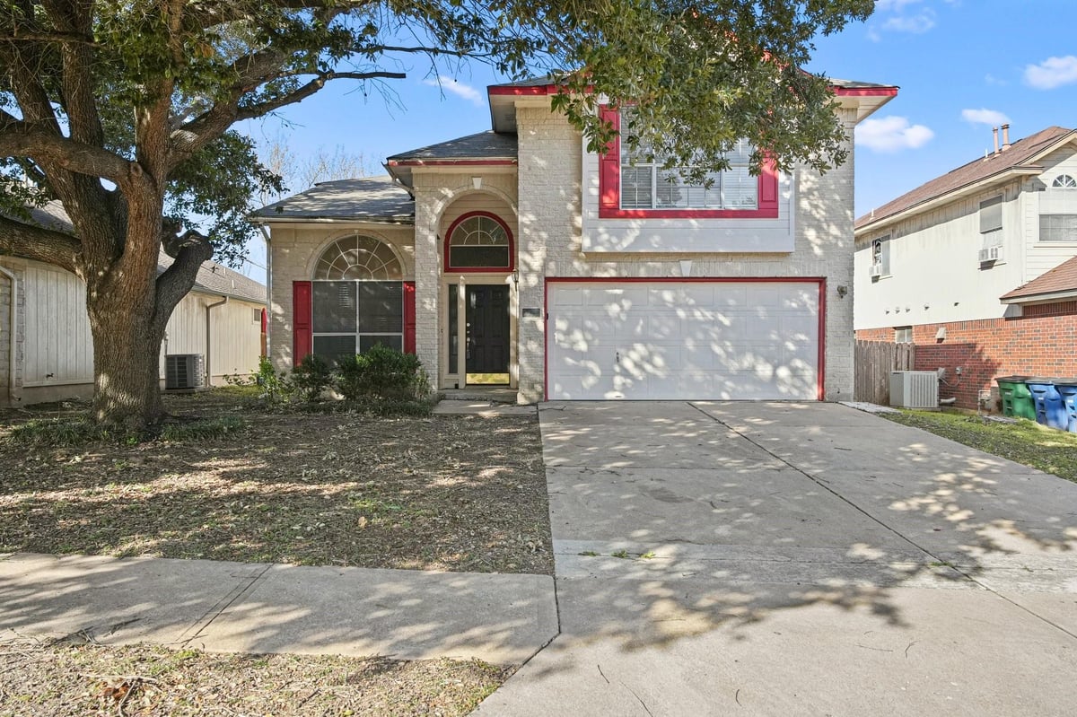 View 1152 Tetbury Ln in Parkwood Sec 01 Amd 1152 Tetbury Ln - front exterior - Luxury home in Parkwood Sec 01 Amd, Austin, TX