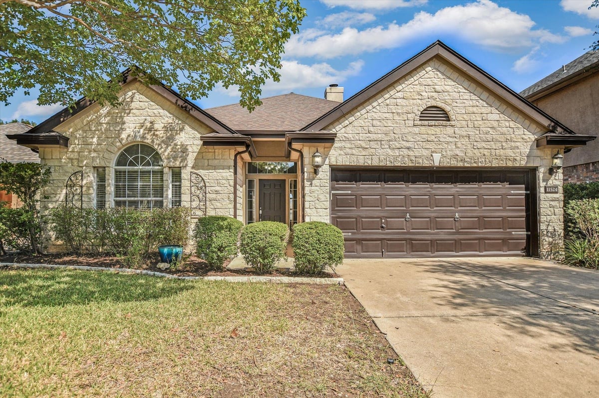 View 11524 Emerald Falls Dr in Lake Pointe Sec 03 Ph 03 11524 Emerald Falls Dr - front exterior - Luxury home in Lake Pointe Sec 03 Ph 03, Austin, TX